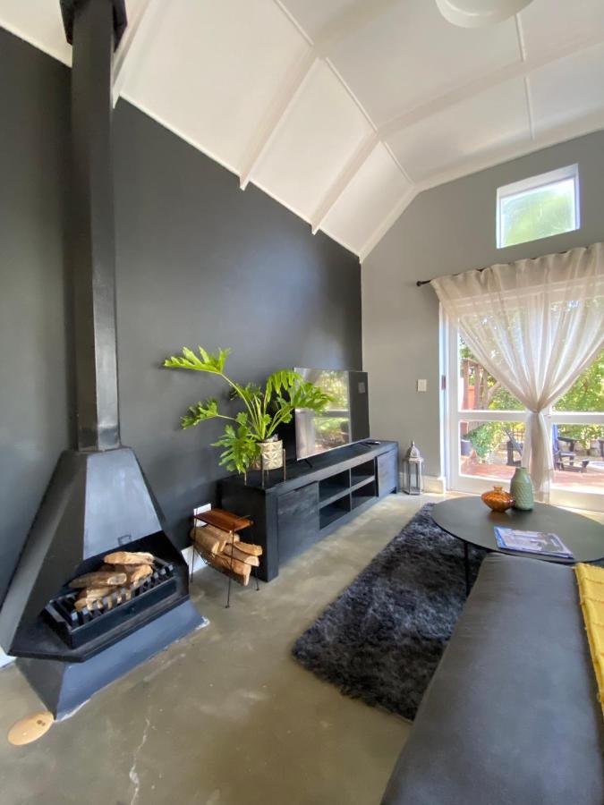 Cosy And Unique Family Retreat In Hout Bay Villa Cape Town Exterior foto