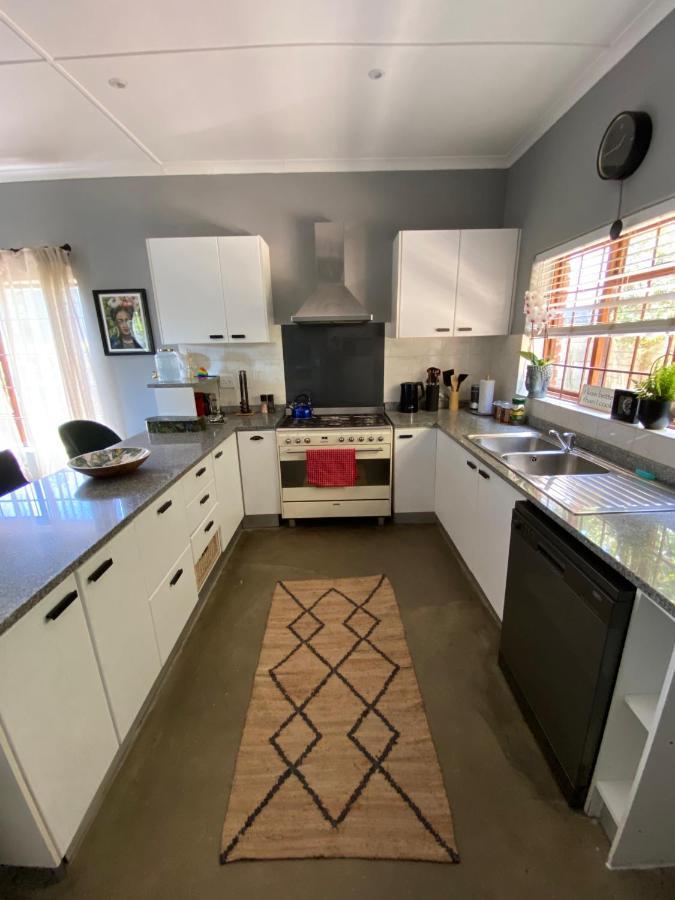 Cosy And Unique Family Retreat In Hout Bay Villa Cape Town Exterior foto
