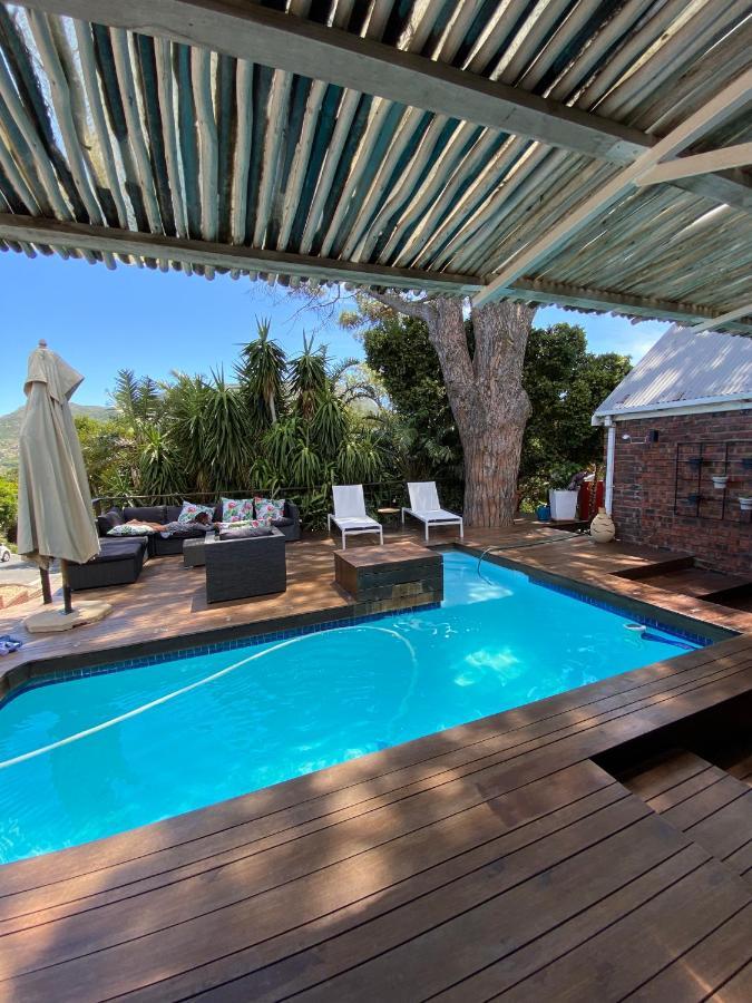 Cosy And Unique Family Retreat In Hout Bay Villa Cape Town Exterior foto